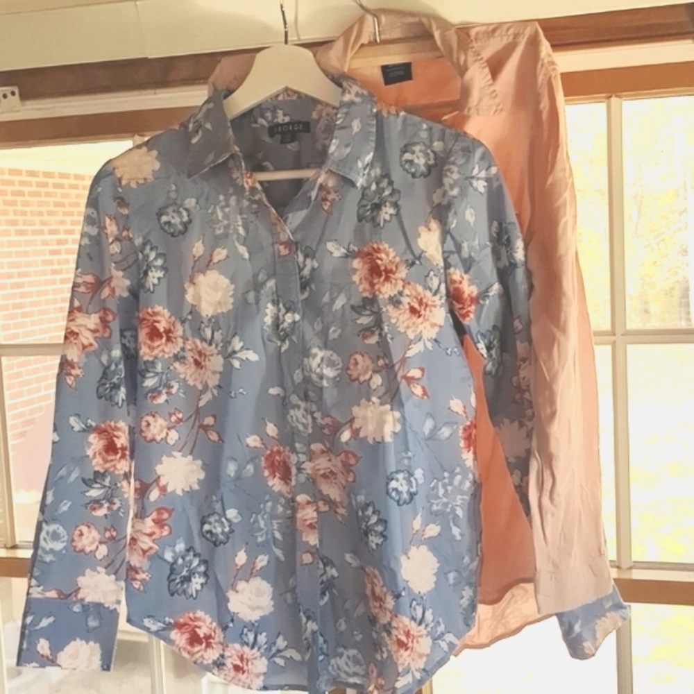 2 Women's Button down blouses